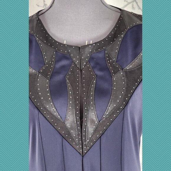 BCBG Maxazria Dark Purple Faux Leather Keyhole Flowy Jaena Dress Whimsigoth - Picture 2 of 5